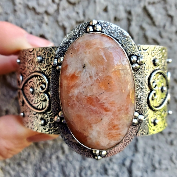 New Sunstone 925 Silver Cuff Bracelet. - Picture 9 of 15